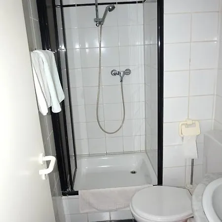 Hotel Artus 2*